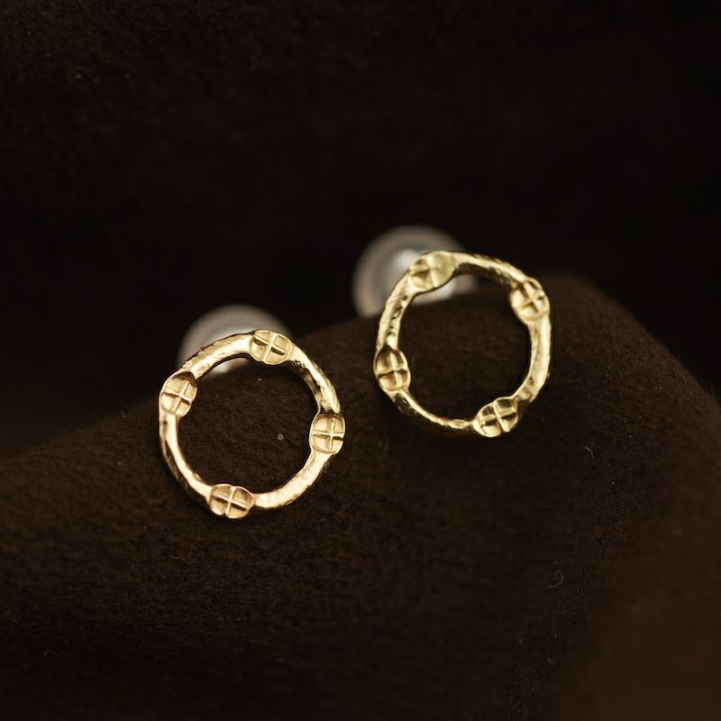 CASUCA ピアス　k18 haccaseal ポストピアス -K18/Pt- | CASUCA