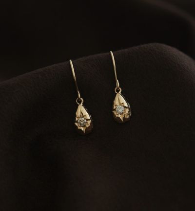 nazuna フックピアス -K18- | CASUCA nazuna フックピアス -K18- | CASUCA